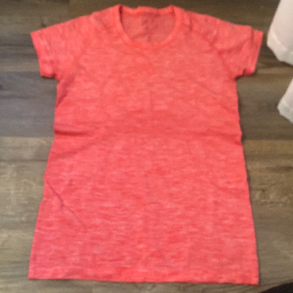 Lululemon Swiftly Short Sleeve RARE Heathered Love Top - Size 10